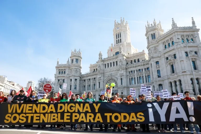 Manifestación por el derecho a la vivienda del 9F. Fuente Efe Noticias